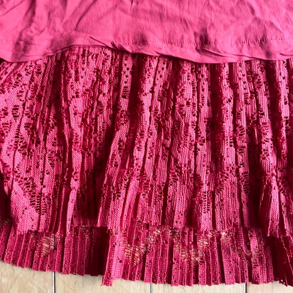 St-Johns Bay Ruffled neckline Pleated Lace Hem Short Sleeve T-Shirt Size XL - Picture 2 of 4